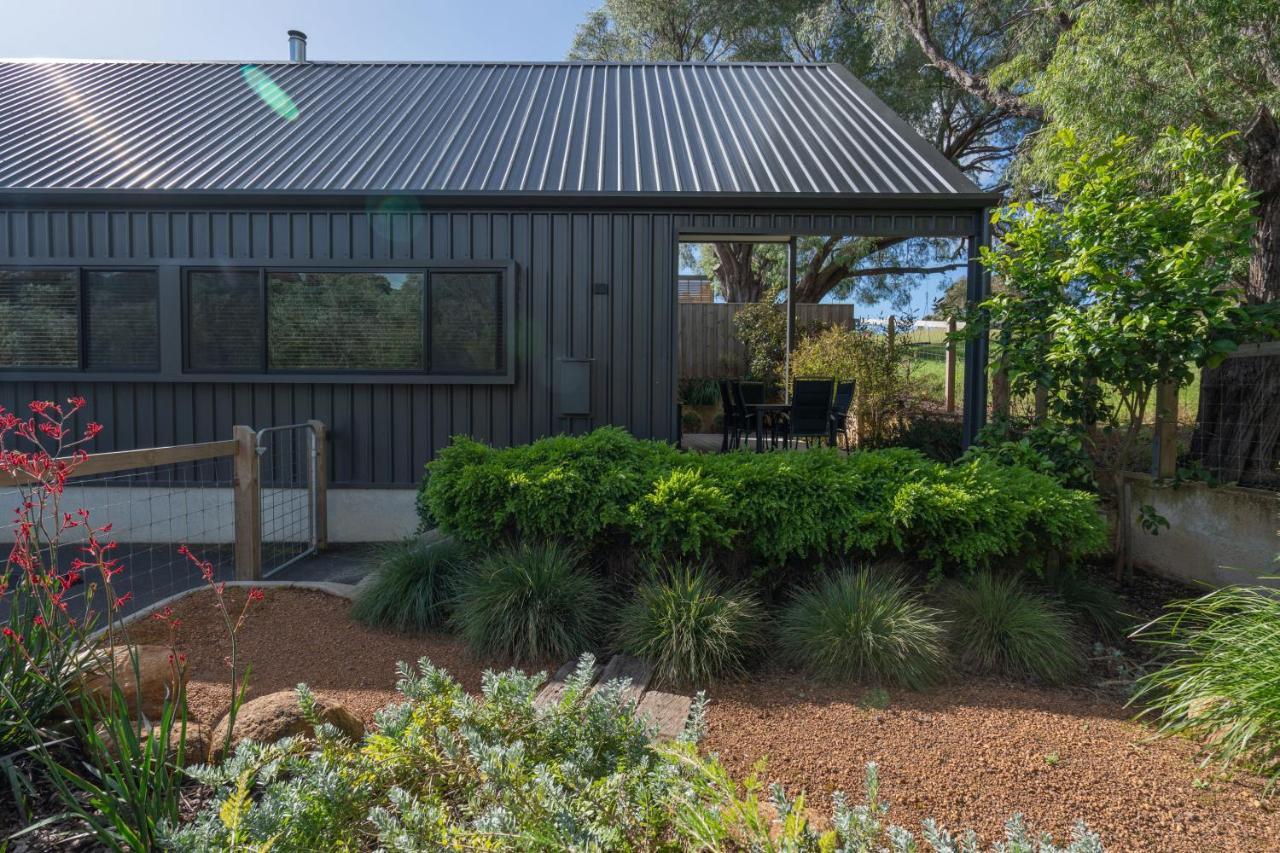 Margaret River Bungalow-1-Street - Pet Friendly מראה חיצוני תמונה